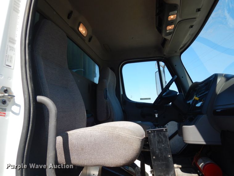 image for item JQ9180 2010 Freightliner Business Class M2  dump truck