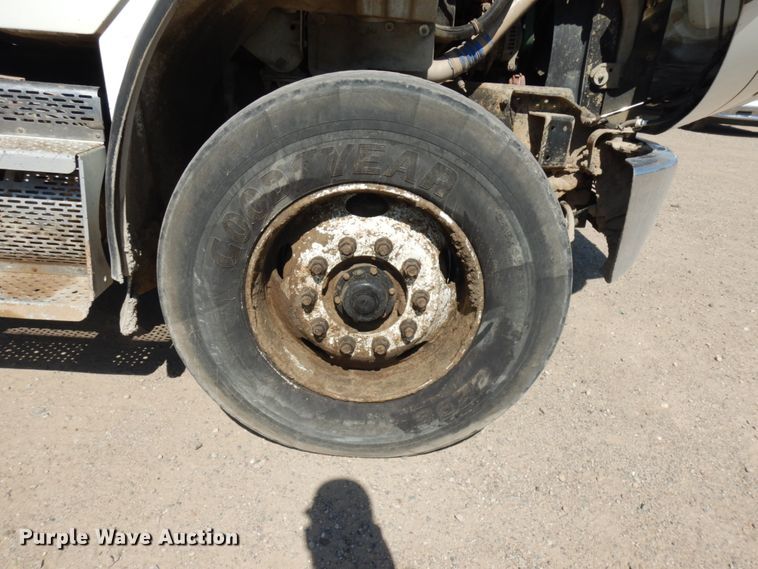 image for item JQ9180 2010 Freightliner Business Class M2  dump truck