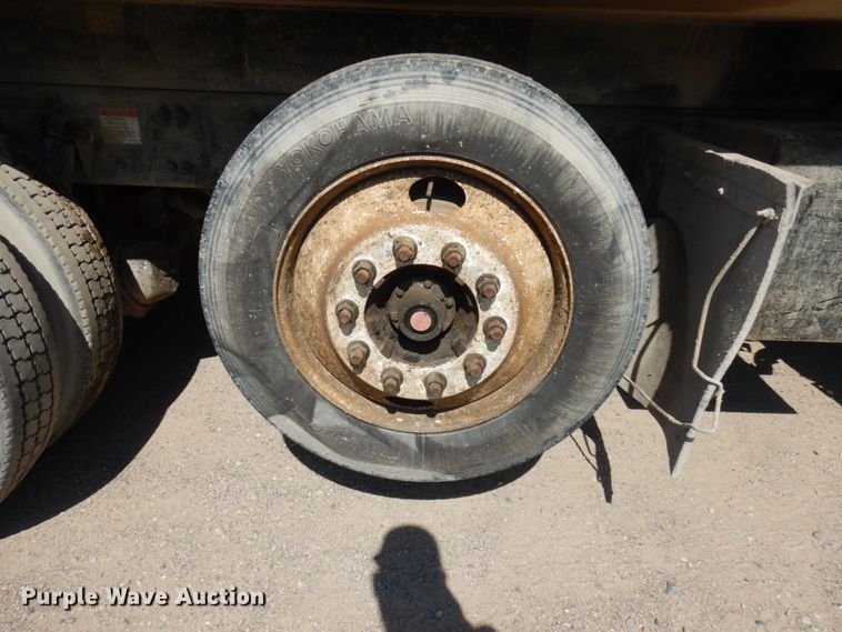 image for item JQ9180 2010 Freightliner Business Class M2  dump truck