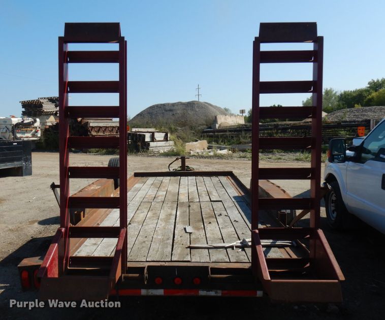 image for item JQ9182 1998 Towmaster  equipment trailer