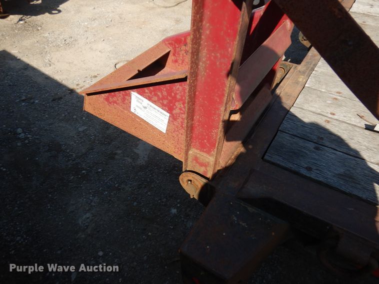 image for item JQ9182 1998 Towmaster  equipment trailer