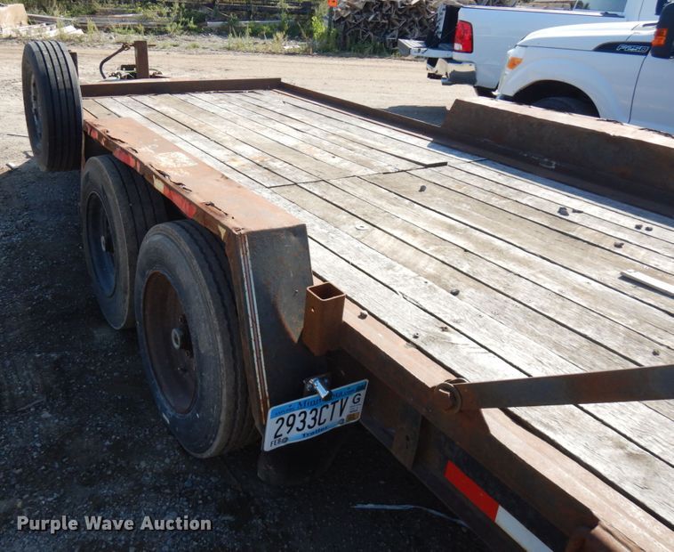 image for item JQ9182 1998 Towmaster  equipment trailer