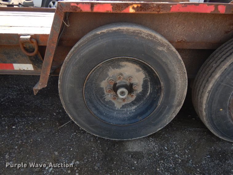 image for item JQ9182 1998 Towmaster  equipment trailer