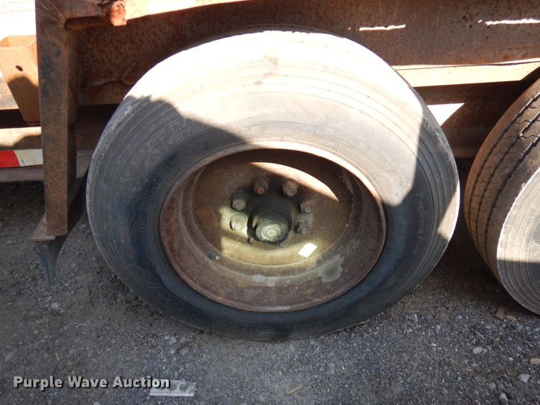 image for item JQ9182 1998 Towmaster  equipment trailer