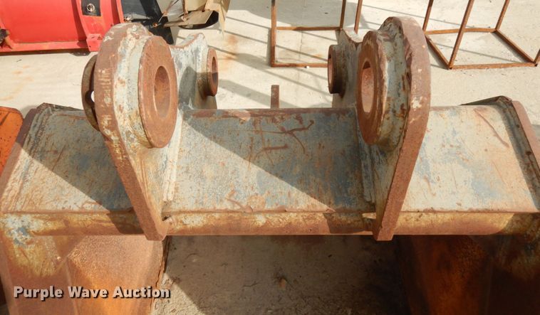 image for item JQ9201 Geith  excavator bucket