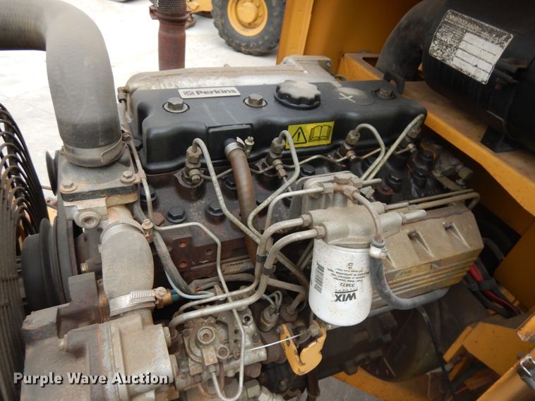 image for item JQ9210 1998 Vermeer BC1250A  wood chipper