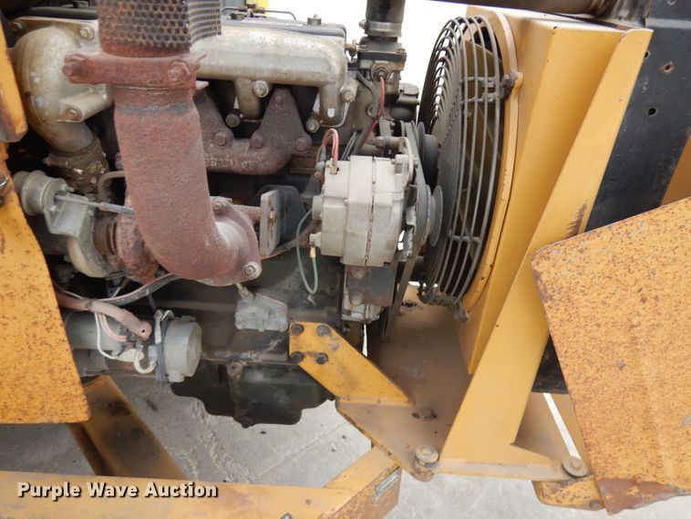 image for item JQ9210 1998 Vermeer BC1250A  wood chipper