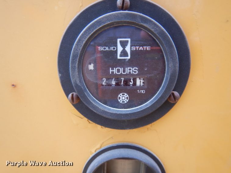 image for item JQ9210 1998 Vermeer BC1250A  wood chipper