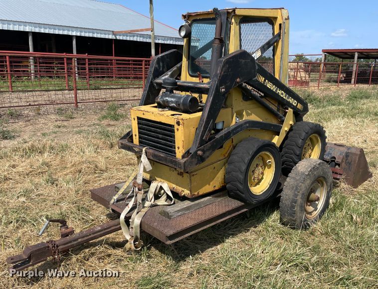 image for item JQ9573 1990 New Holland L455  skid steer loader