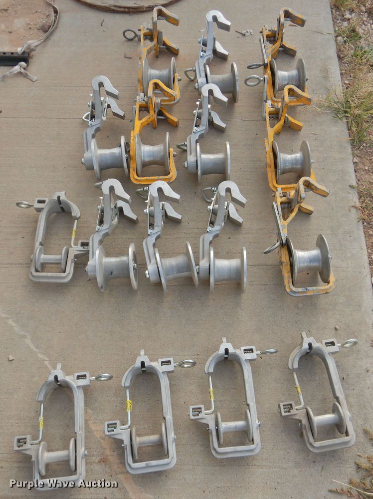 image for item JX9893 Aerial cable blocks