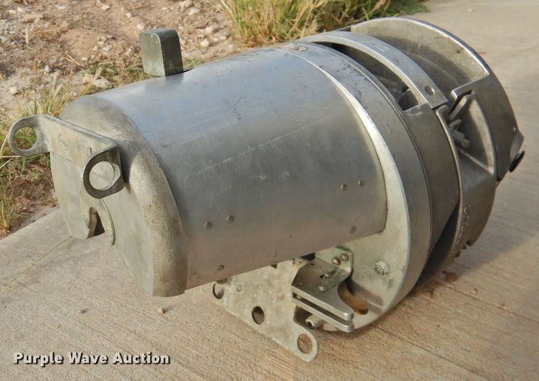 image for item JX9895 GMP J2  aerial cable lasher