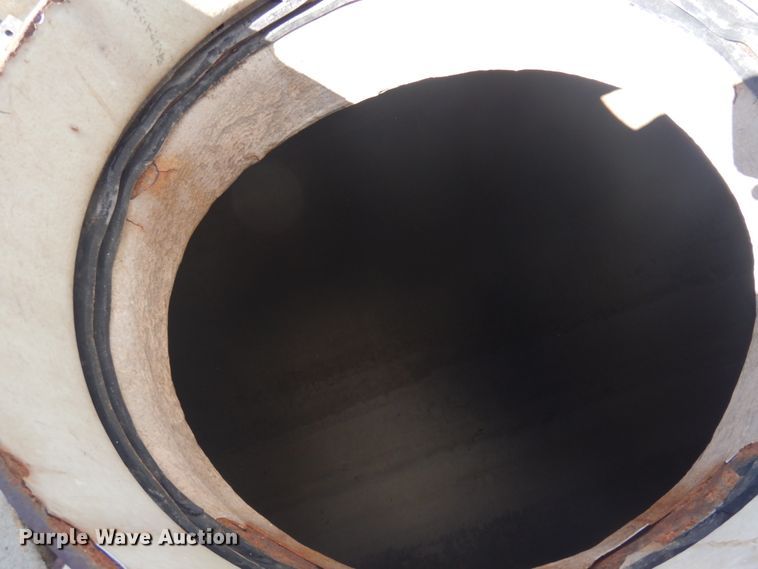 image for item JZ9847 1980 Trailmaster  tank trailer