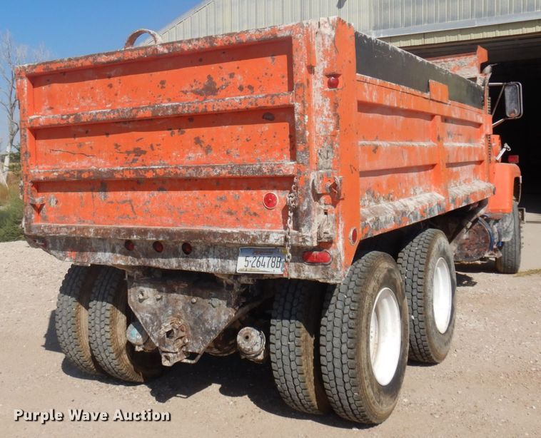 image for item JZ9900 1979 Ford  dump truck