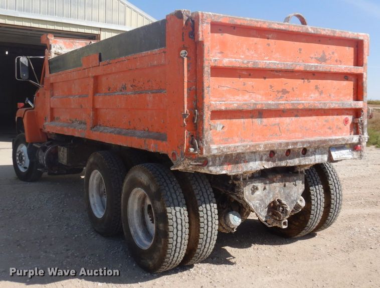 image for item JZ9900 1979 Ford  dump truck