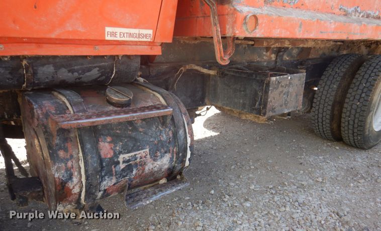 image for item JZ9900 1979 Ford  dump truck