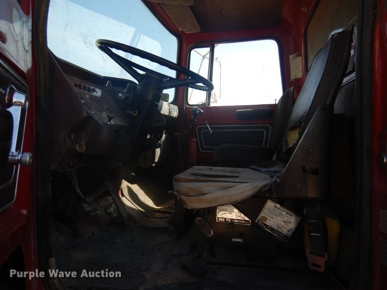 image for item JZ9900 1979 Ford  dump truck