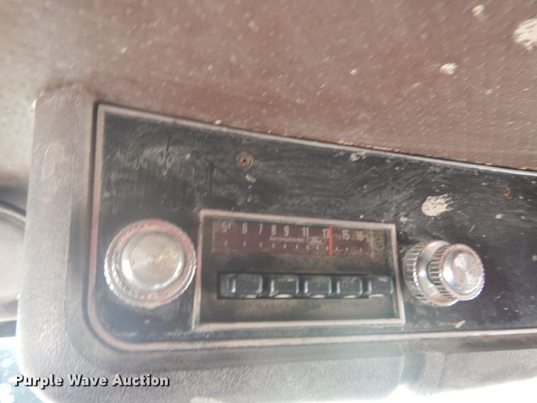 image for item JZ9900 1979 Ford  dump truck