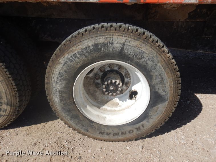 image for item JZ9900 1979 Ford  dump truck