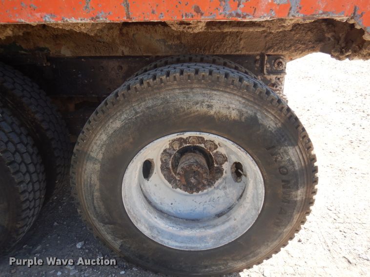 image for item JZ9900 1979 Ford  dump truck