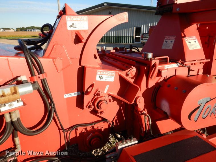 image for item KA9370 2007 Mobark Tornado 15  wood chipper