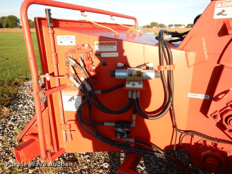 image for item KA9370 2007 Mobark Tornado 15  wood chipper