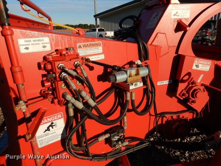 image for item KA9370 2007 Mobark Tornado 15  wood chipper