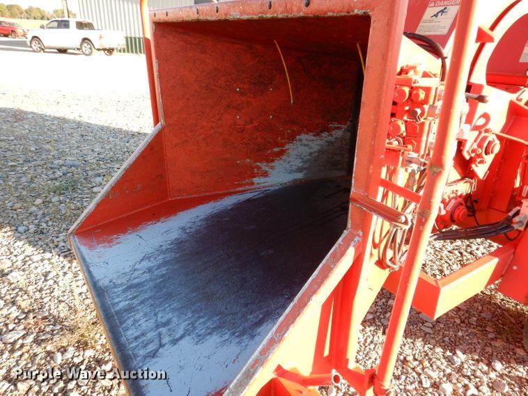 image for item KA9370 2007 Mobark Tornado 15  wood chipper