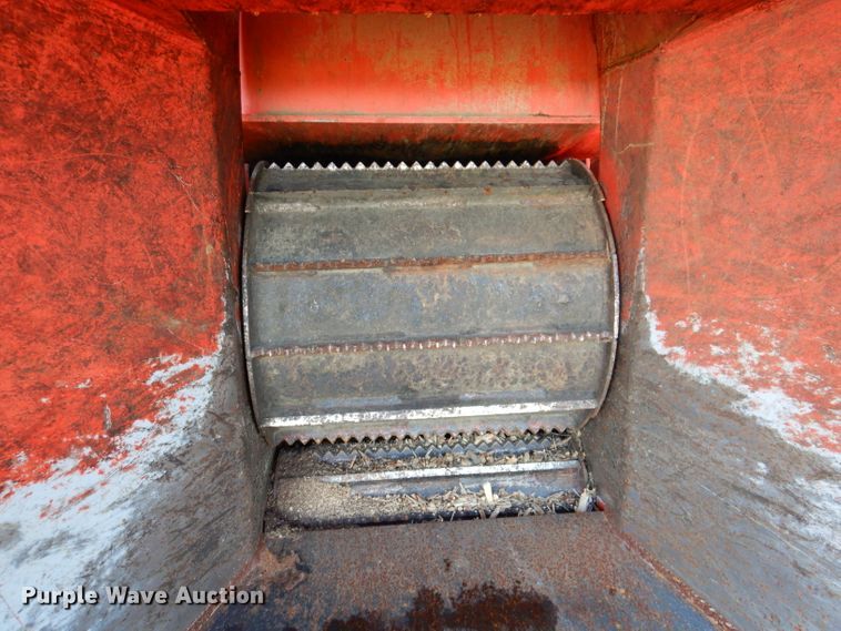 image for item KA9370 2007 Mobark Tornado 15  wood chipper