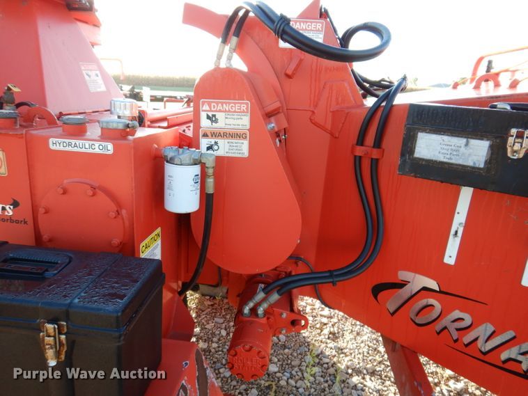 image for item KA9370 2007 Mobark Tornado 15  wood chipper