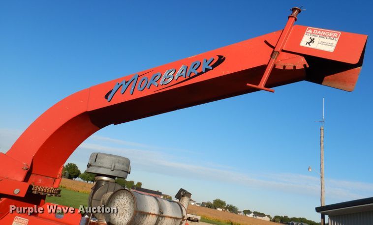 image for item KA9370 2007 Mobark Tornado 15  wood chipper