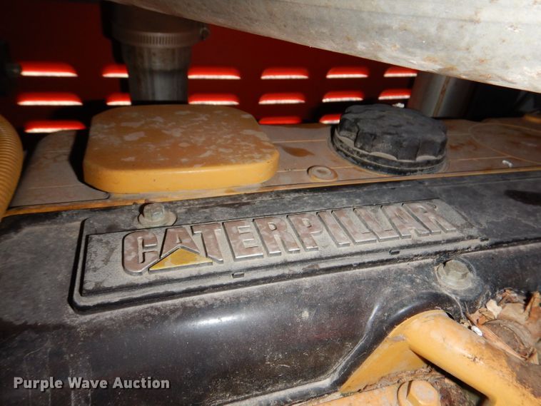 image for item KA9370 2007 Mobark Tornado 15  wood chipper