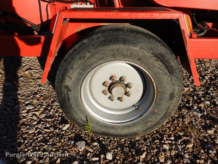 image for item KA9370 2007 Mobark Tornado 15  wood chipper