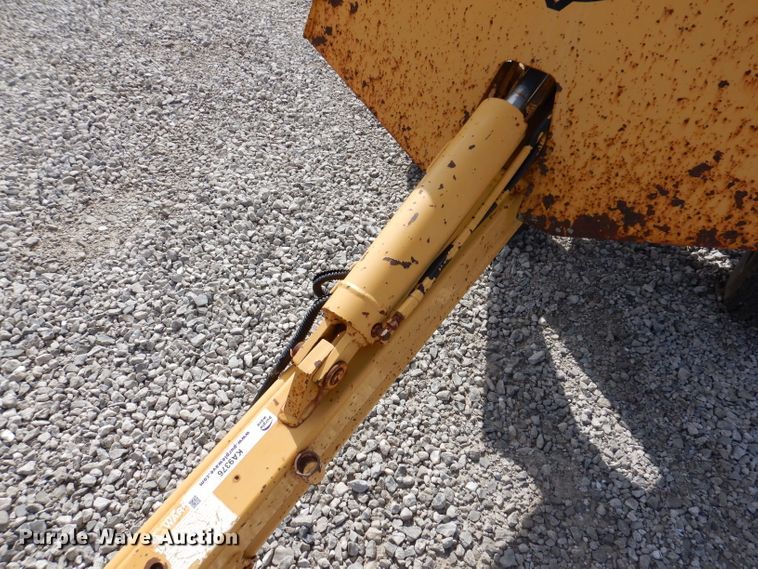 image for item KA9376 1993 Vermeer 630B  stump grinder