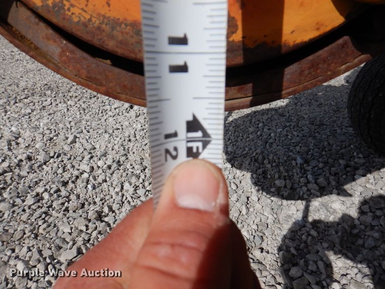 image for item KA9376 1993 Vermeer 630B  stump grinder