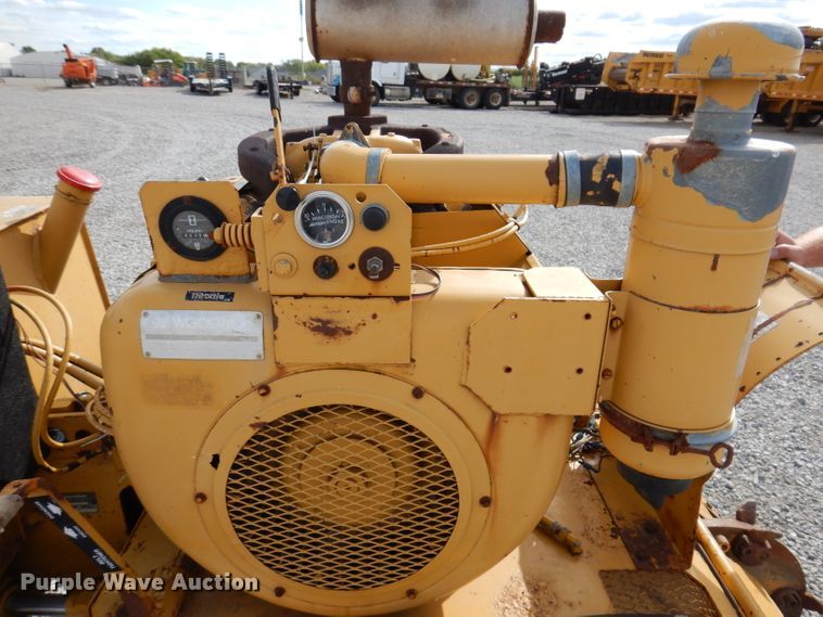 image for item KA9376 1993 Vermeer 630B  stump grinder