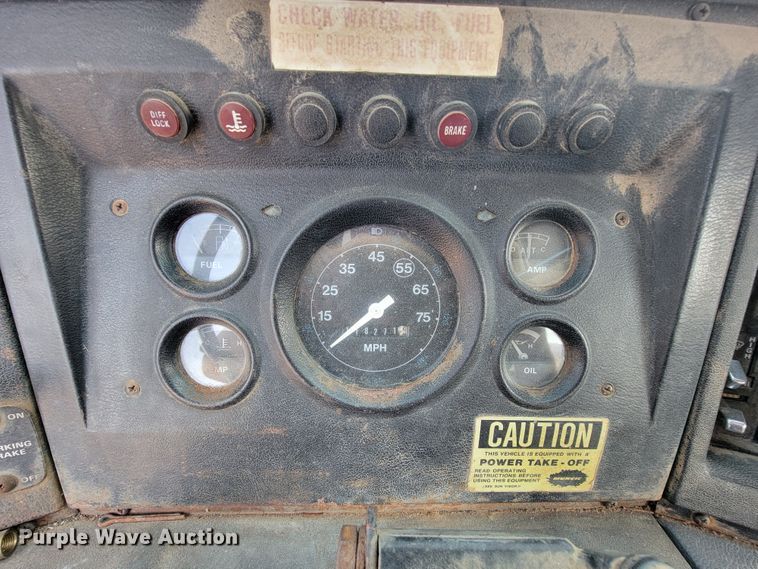 image for item KD9547 1985 Ford L8000  crane truck