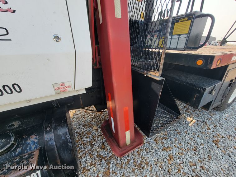 image for item KD9547 1985 Ford L8000  crane truck