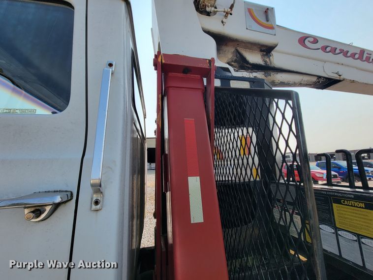 image for item KD9547 1985 Ford L8000  crane truck