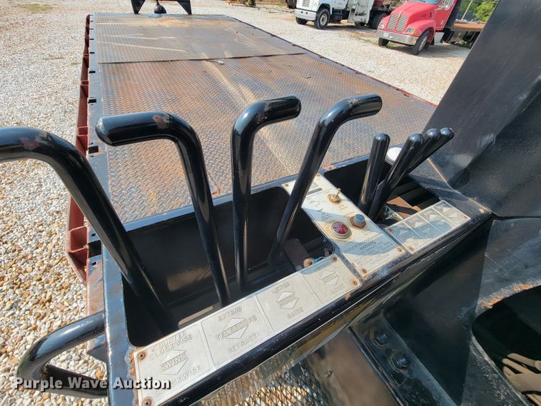 image for item KD9547 1985 Ford L8000  crane truck