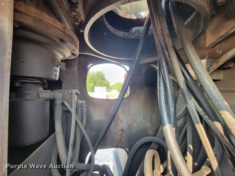 image for item KD9547 1985 Ford L8000  crane truck