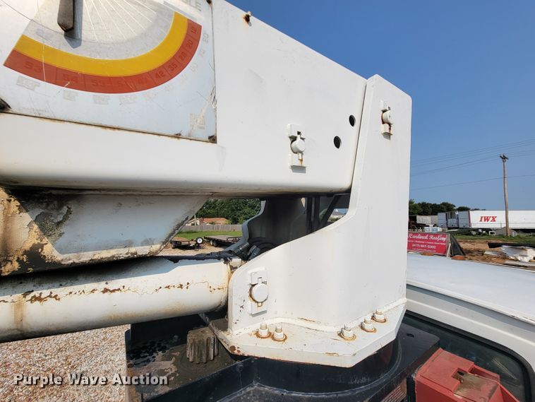 image for item KD9547 1985 Ford L8000  crane truck