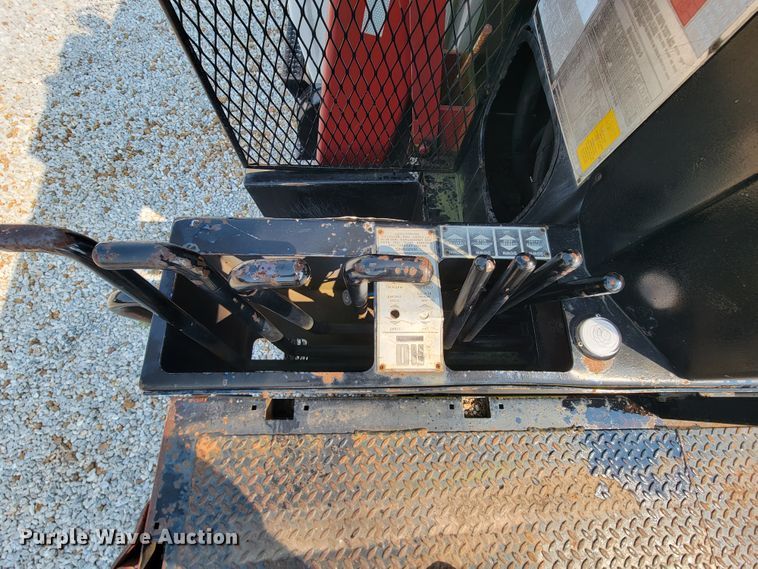 image for item KD9547 1985 Ford L8000  crane truck