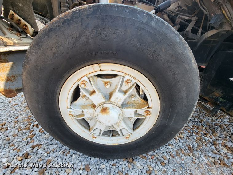 image for item KD9547 1985 Ford L8000  crane truck