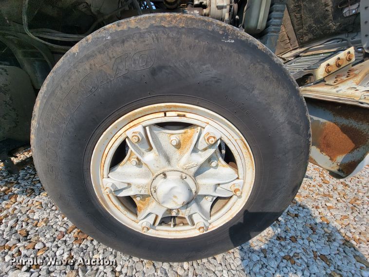 image for item KD9547 1985 Ford L8000  crane truck