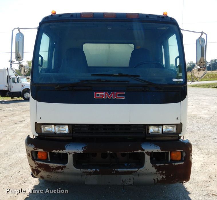 image for item KI9525 2007 GMC T7500  refuse truck