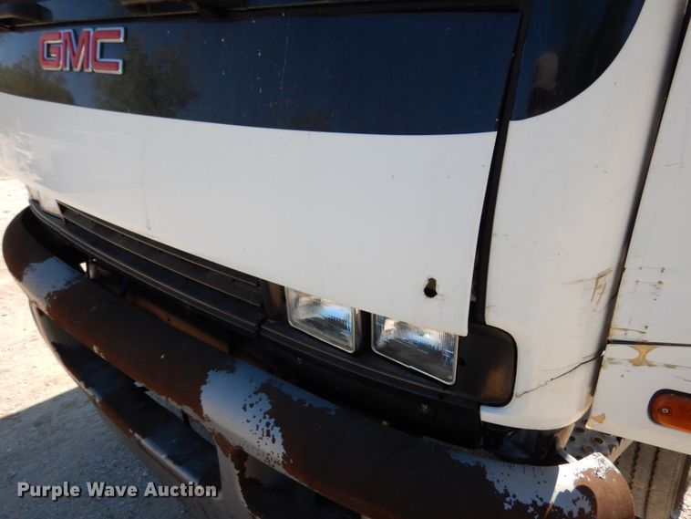 image for item KI9525 2007 GMC T7500  refuse truck