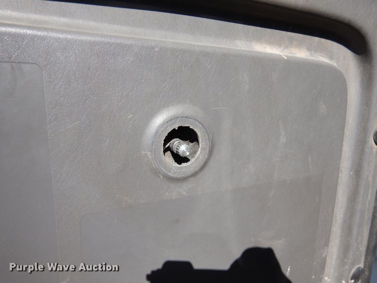 image for item KI9525 2007 GMC T7500  refuse truck