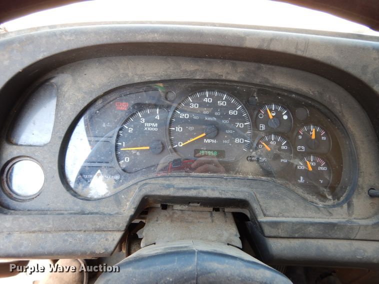 image for item KI9525 2007 GMC T7500  refuse truck