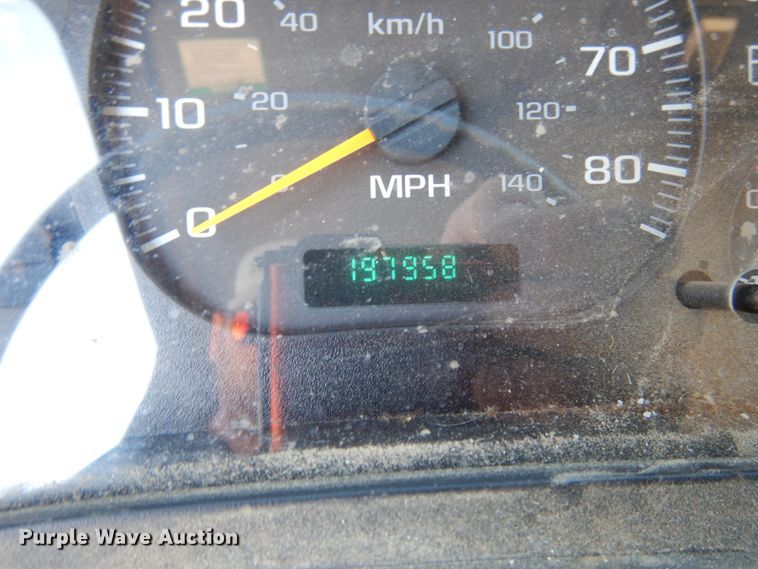 image for item KI9525 2007 GMC T7500  refuse truck