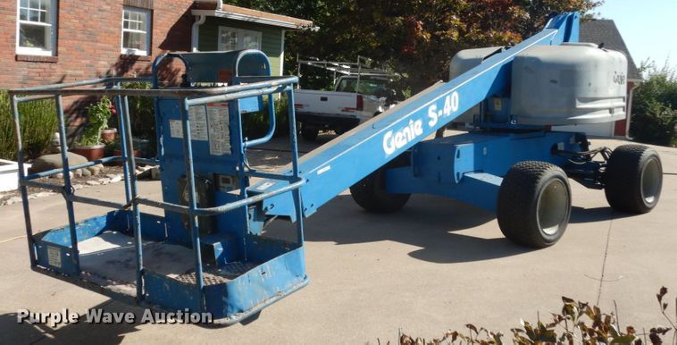 image for item KI9534 2007 Genie S-40  boom lift
